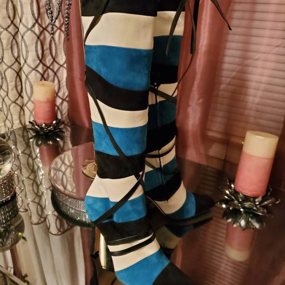 Boots - Picture 1 of 4